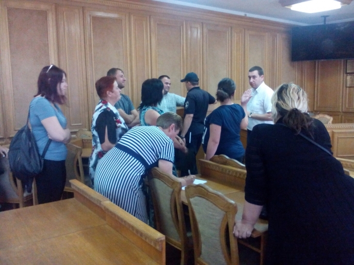 Результат пошуку зображень за запитом "фк прикарпаття"