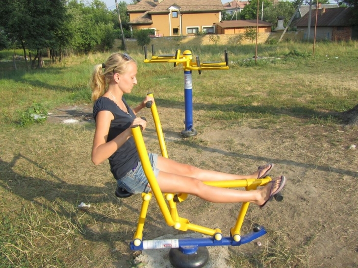 http://kurs.if.ua/media/gallery/full/1/1/11863467_10206191775384689_1907540882681901497_n.jpg
