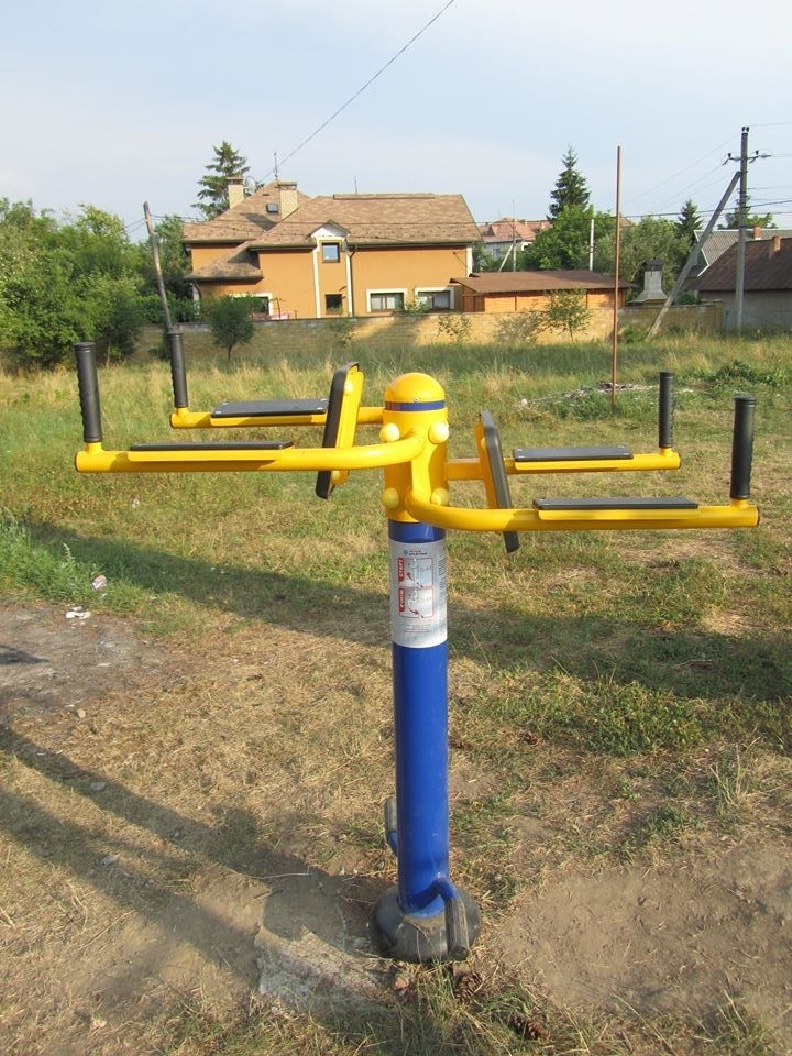 http://kurs.if.ua/media/gallery/full/1/1/11863476_10206191775144683_9088776586203220188_n.jpg