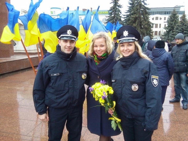 http://kurs.if.ua/media/gallery/full/1/2/12642658_1685458265004212_8662700421335418873_n.jpg