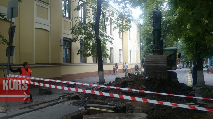 http://kurs.if.ua/media/gallery/full/2/1/21222415_1566309933408516_1969953405_o.jpg