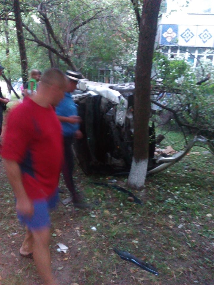 http://kurs.if.ua/media/gallery/full/d/t/dtp-mazda1313113.jpg