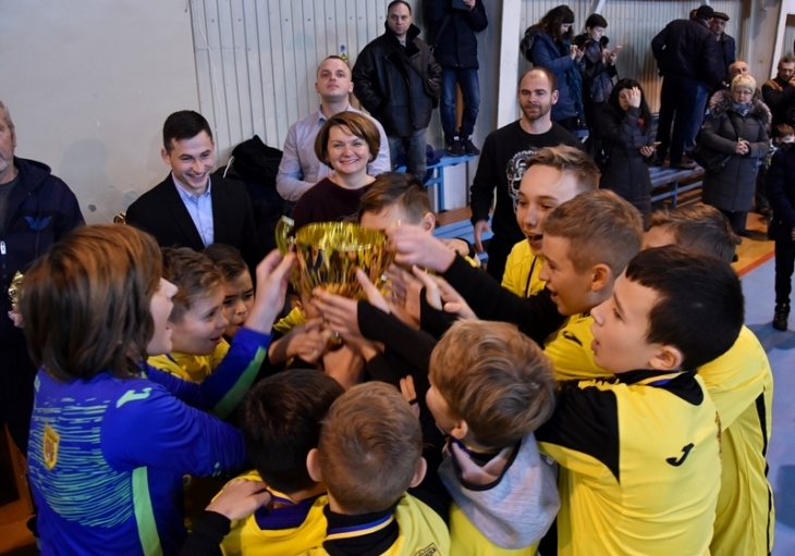 https://kurs.if.ua/media/gallery/full/d/s/dsc_1016_adcb5.jpg
