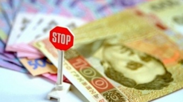 Мер Франківська пообіцяв розпорядження, яке заборонить збирати готівку у дитсадках і школах