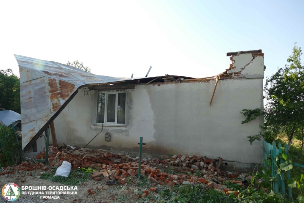 Через стихію родина у Брошнів-Осадській ОТГ залишилася без даху над головою 2