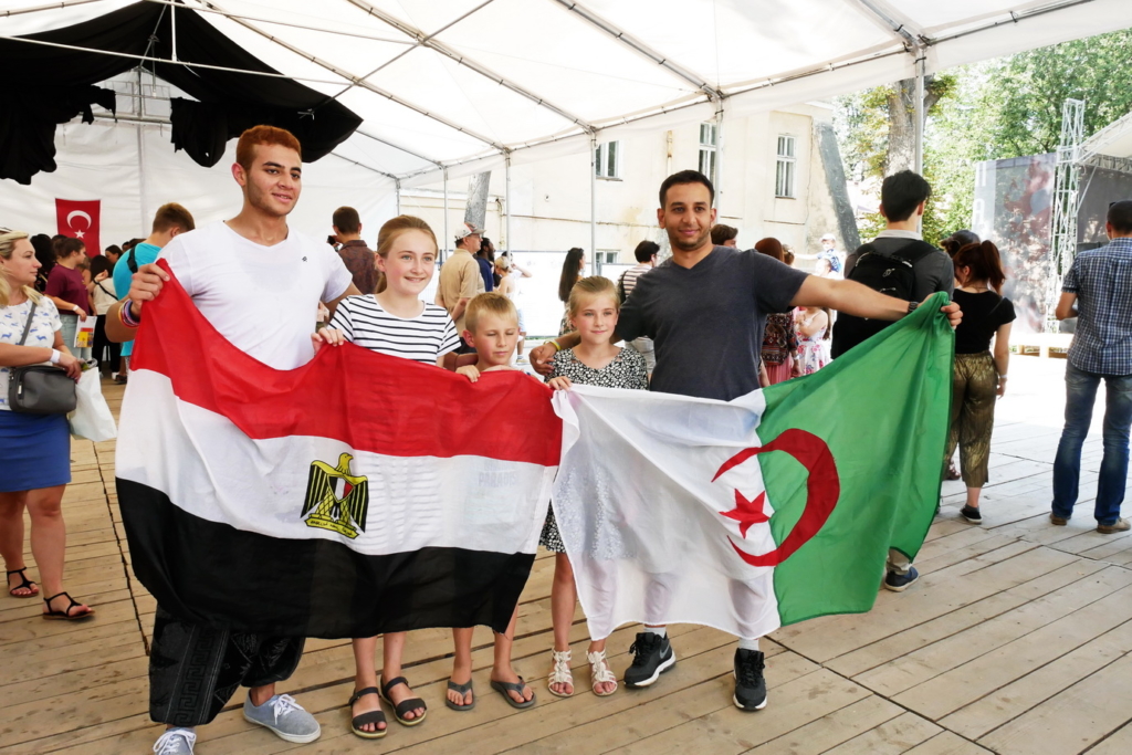 У Франківську на фестивалі Global Village 9 країн презентують свою культуру 1
