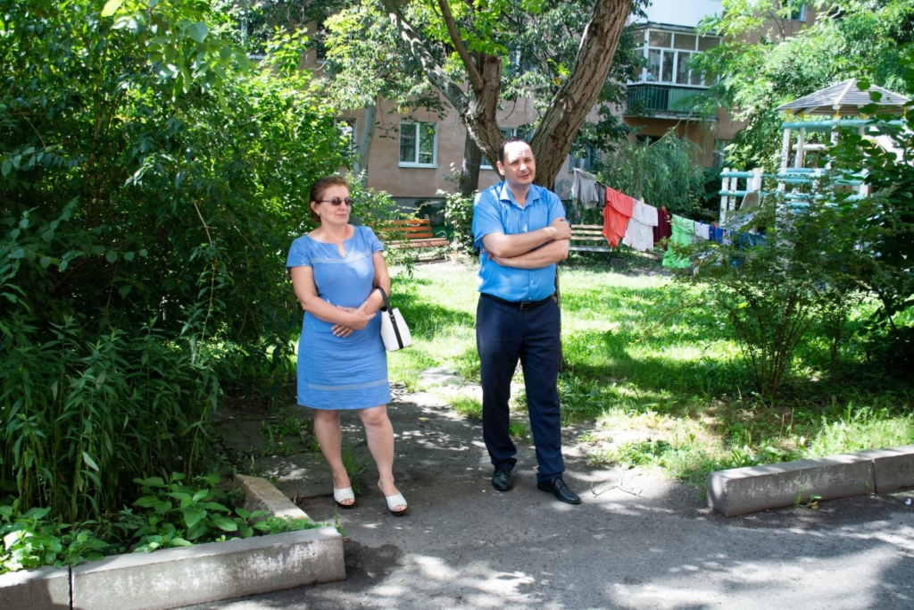 У трьох багатоквартирних будинках у Франківську замінюють вікна за програмою співфінансування 1