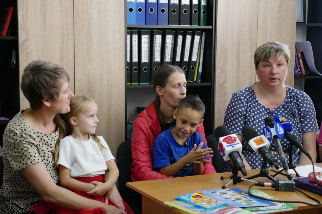 У Франківську "Карітас" збирає кошти на портфелики для дітей з малозабезпечених сімей 5