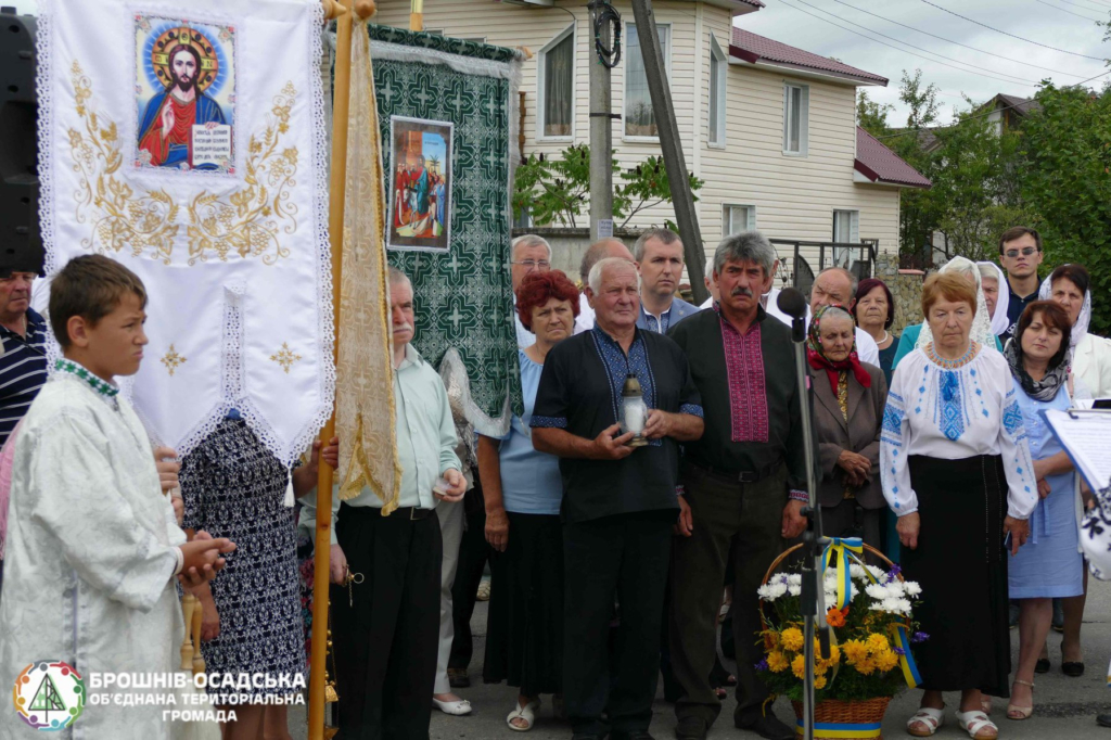 На Прикарпатті відреставрували пам’ятний Хрест жертвам комуністичного режиму 2