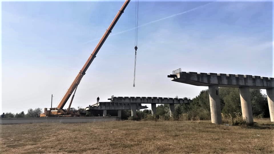 Відновили будівництво мосту через Дністер на прикарпатській автотрасі національного значення 1