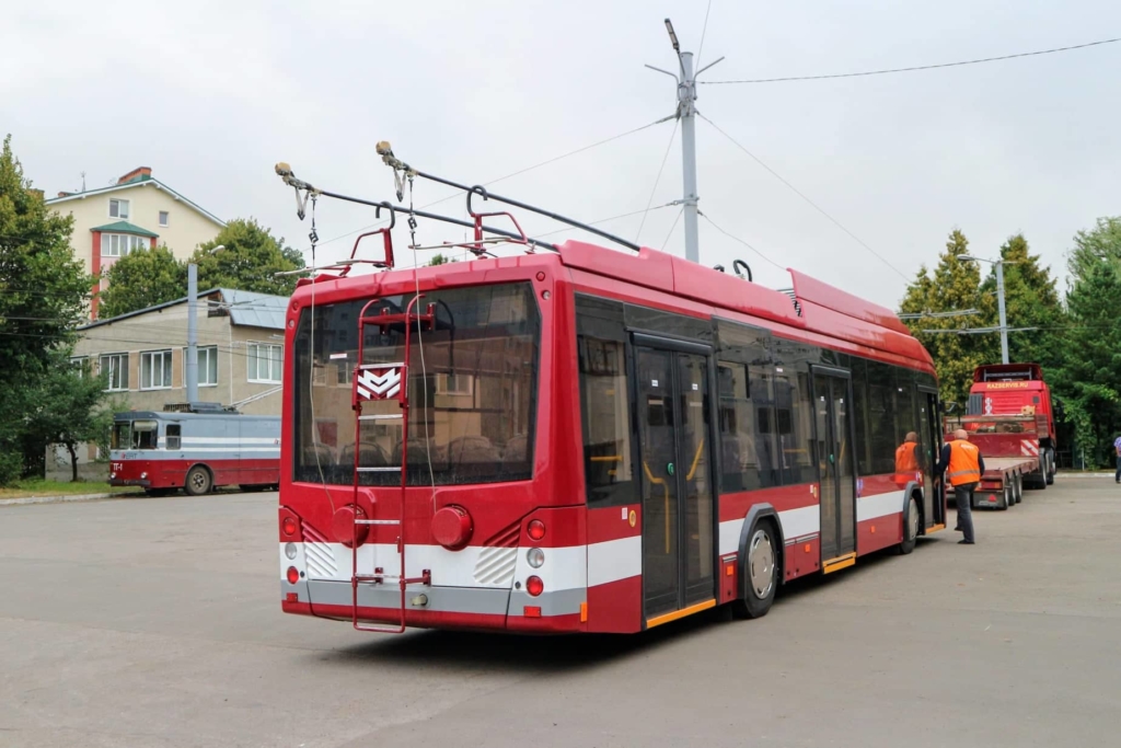 До Франківська приїхала перша партія білоруських тролейбусів 2