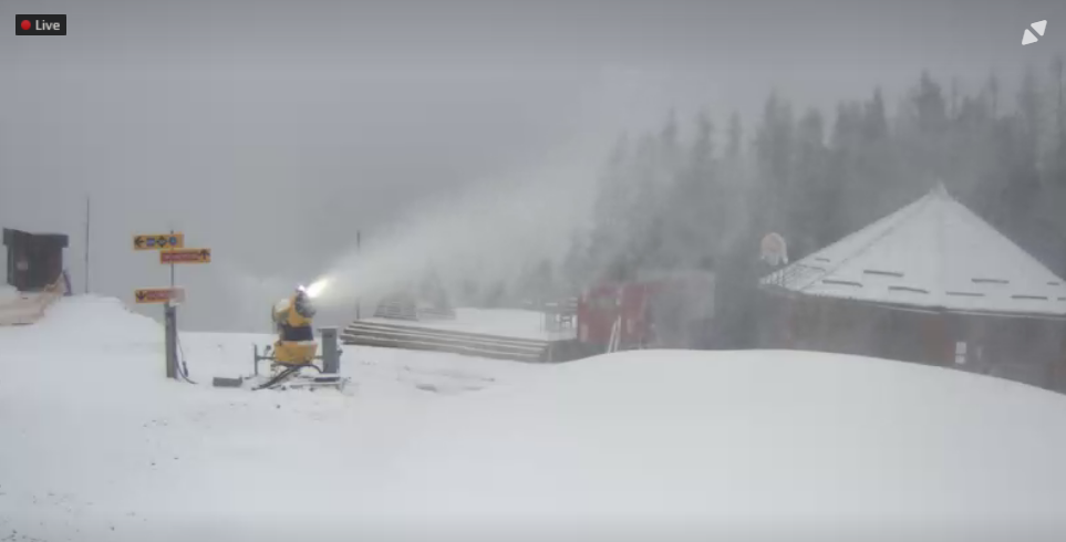 На Драгобраті й на Чорногорі вже намело снігу 5