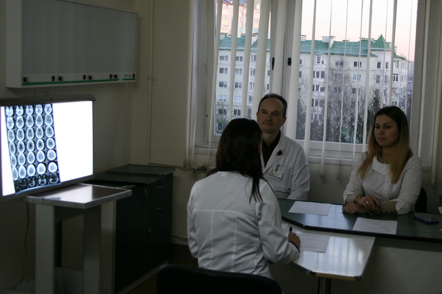 Інтерни ІФНМУ склали підсумкову атестацію з новітнім об’єктивним структурованим клінічним іспитом 9