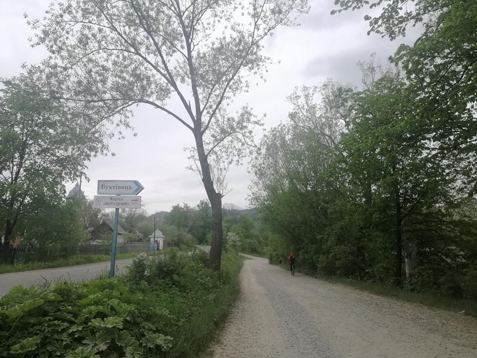 Водоспадами Надвірнянщини: франківка по краєвиди на велосипеді проїхала понад 100 км 4