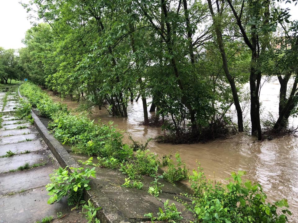 Марцінків показав наслідки негоди на дамбах Франківська та у селах ОТГ 3