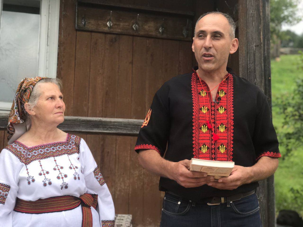 "Добро нації – найвищий наказ": у Яблуниці презентували книгу про унікальну історію родини 1