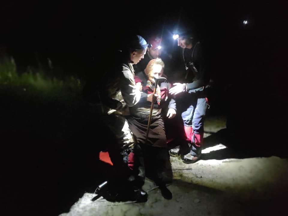 Долинські рятувальники знайшли 75-річну жінку, що загубилася "в грибах" 2