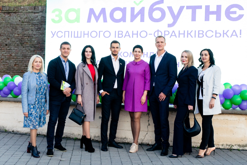 В Івано-Франківську партія «За майбутнє» представила кандидатів у міську раду 8