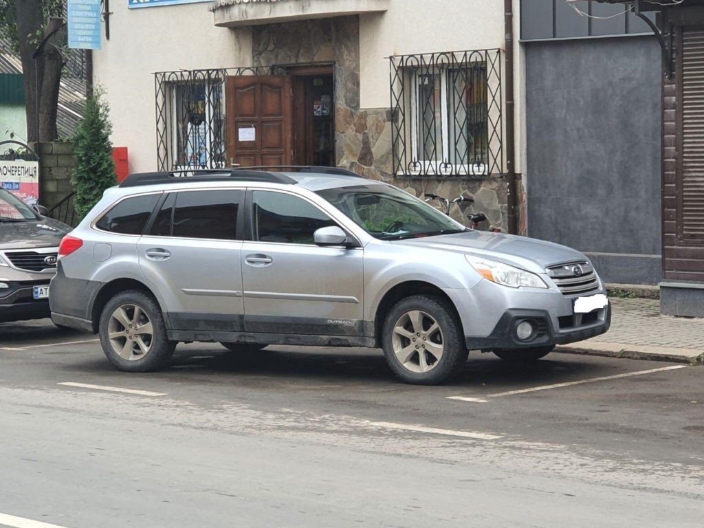 Депутат облради Михайло Іваночко отримав компенсацію за повінь і купив "Subaru" 4