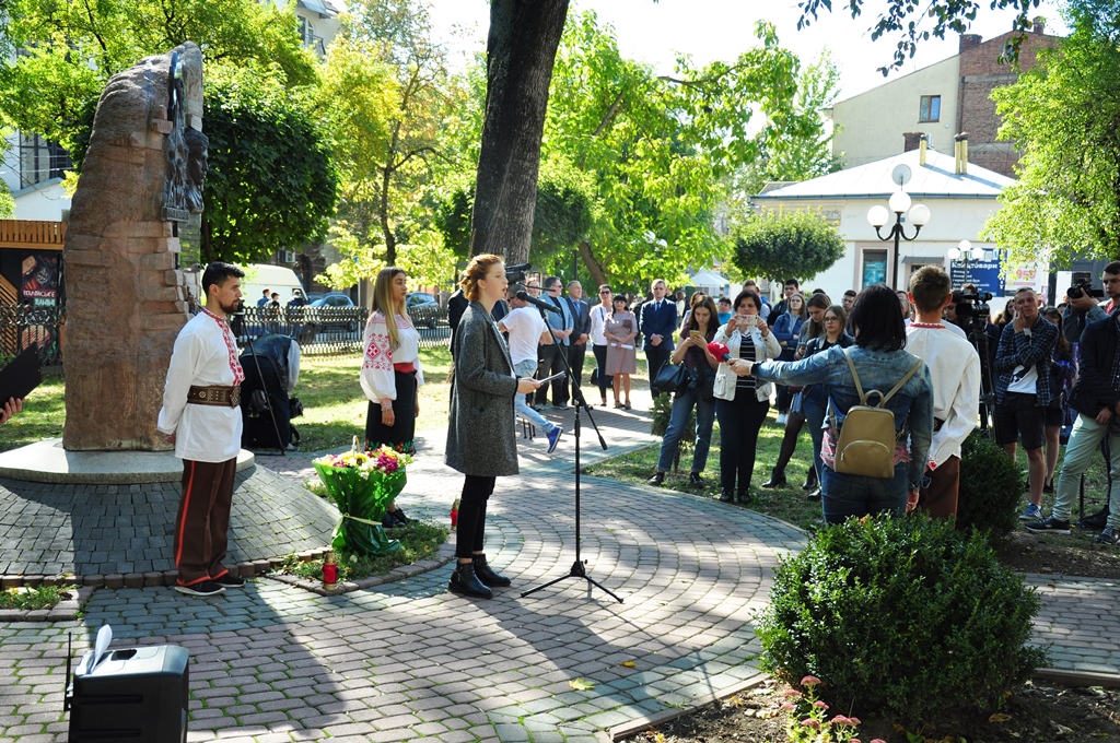 У Прикарпатському університеті влаштували урочистості до дня народження Героя Небесної Сотні Романа Гурика 1