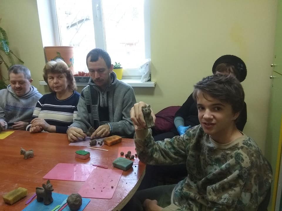 Об'єднані любов'ю: у Франківську відкрили особливу соціальну крамничку 5