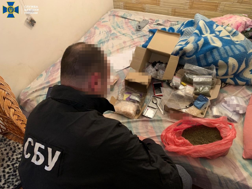 СБУ затримала учасників угруповання, яке збувало наркотики у 15 областях 2