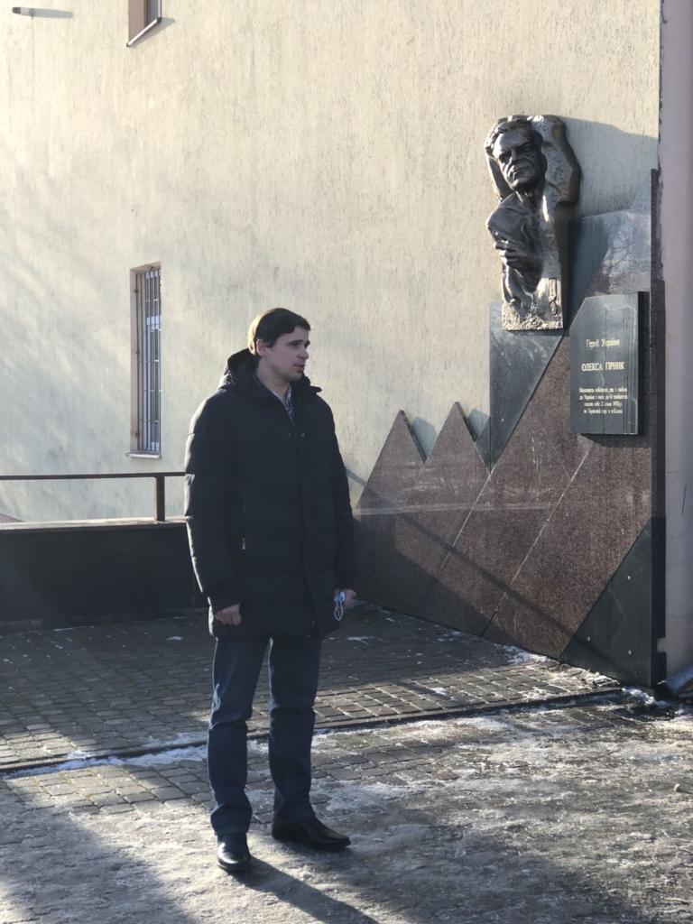 У Калуші вшанували пам'ять Олекси Гірника, який 43 роки тому вчинив самоспалення 1