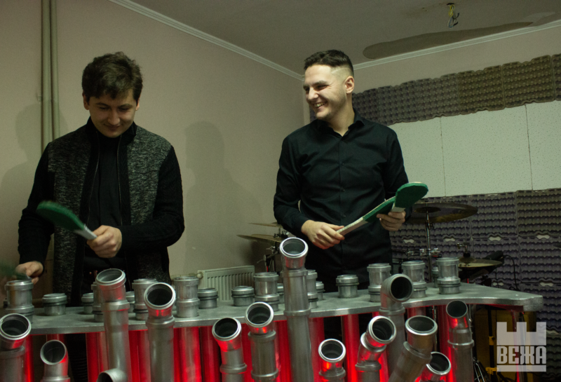 Франківські музиканти перші в Україні створили трубофон 1