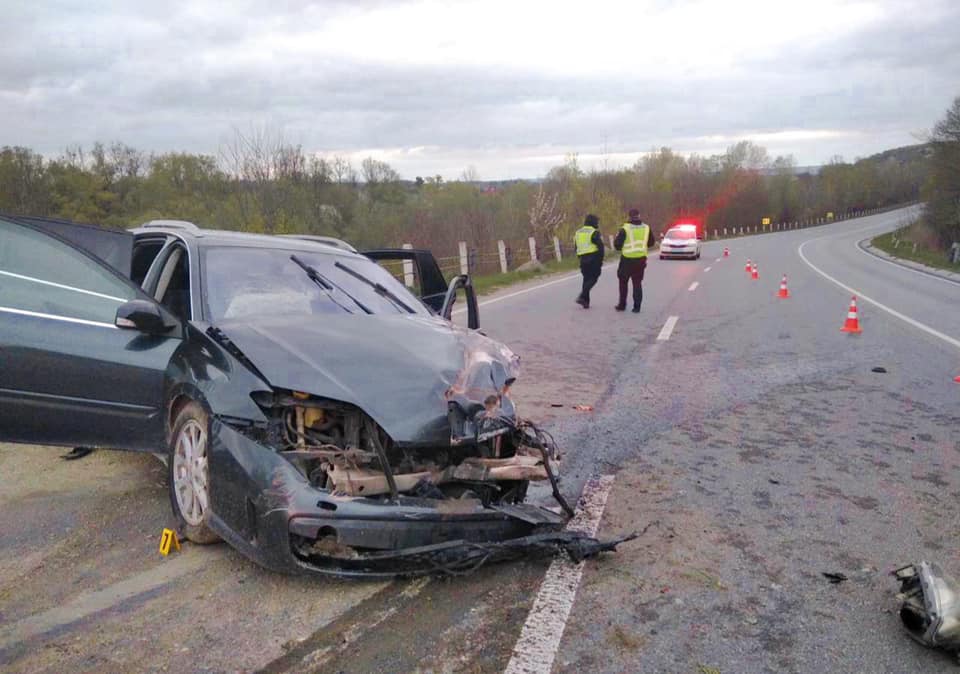У Крилосі п'яний водій влетів у відбійник. Загинув 18-річний пасажир 1
