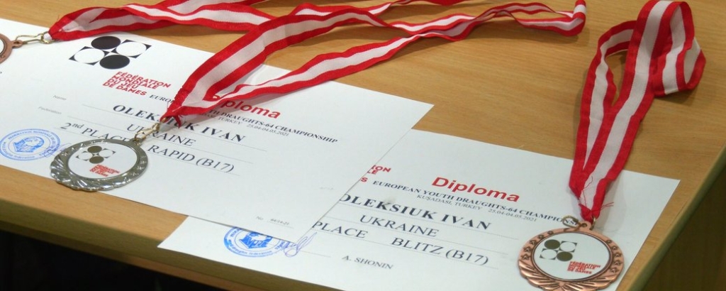 Франківські шашкісти здобули 10 медалей на чемпіонаті Європи 1
