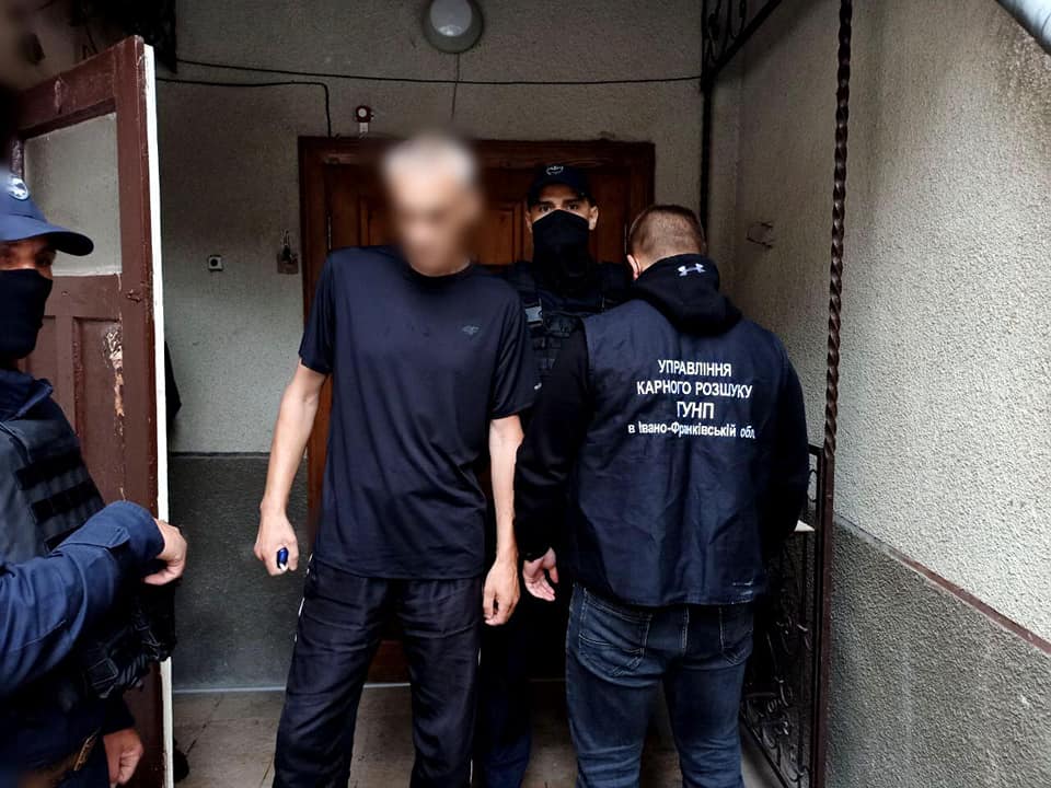 10 обшуків у трьох областях: затримали серійних крадіїв з Калущини 3
