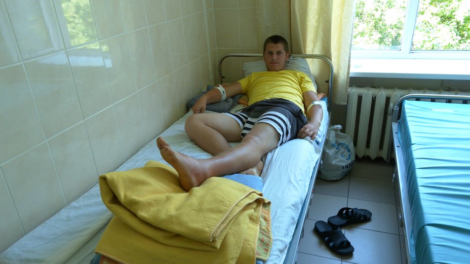 Двох із трьох дітей, яких покусали змії, перевели з реанімації 1