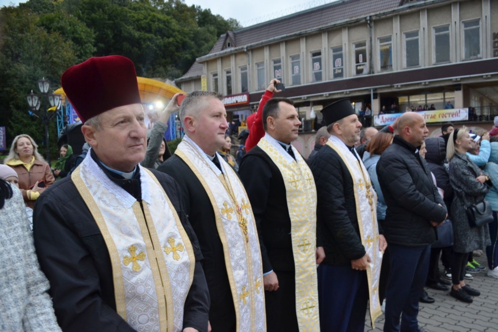 Кардиналу Любомиру Гузару присвоїли звання почесного громадянина міста Галич 2