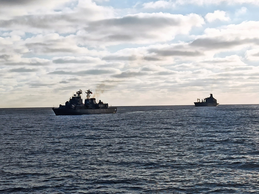 ВМС і кораблні НАТО - військові навчання