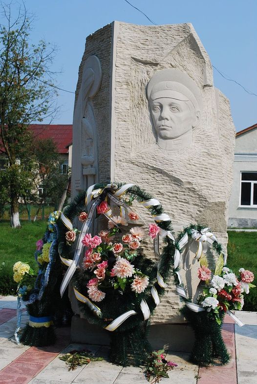 Вшанували прикарпатця, який загинув під Крутами 1