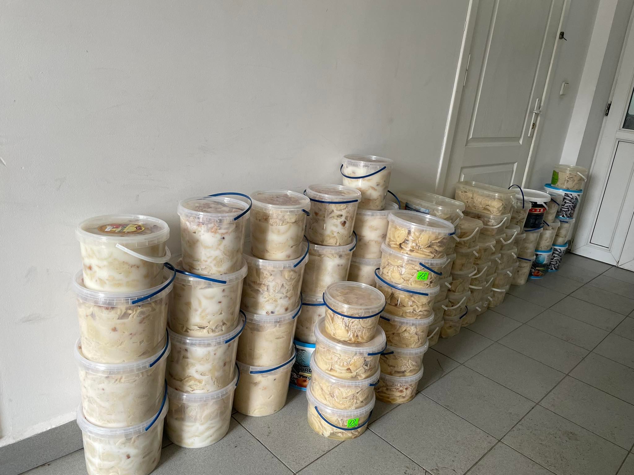 Франківці відправили допомогу захисникам Харкова 2