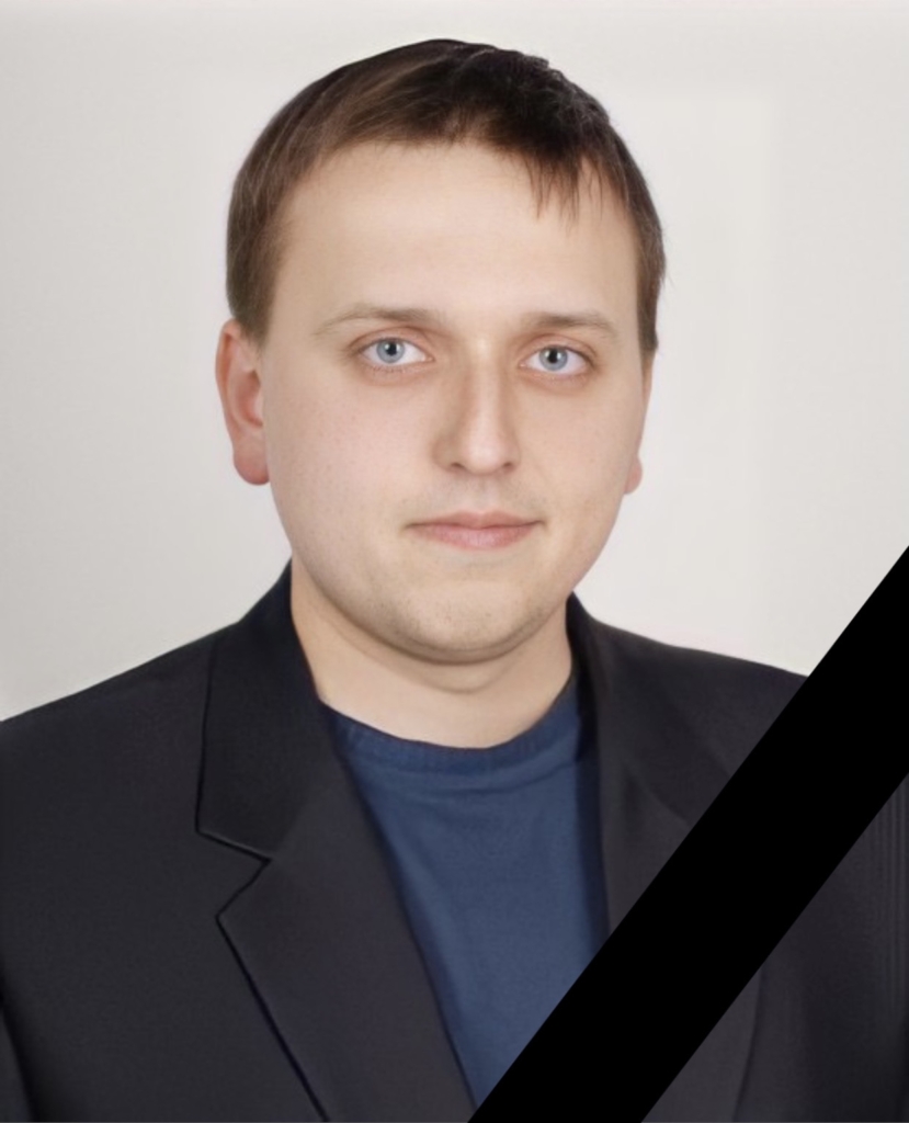 Сьогодні у Франківську попрощаються з викладачем ІФНМУ Юрієм Чопиком, який загинув у боях під Харковом 1