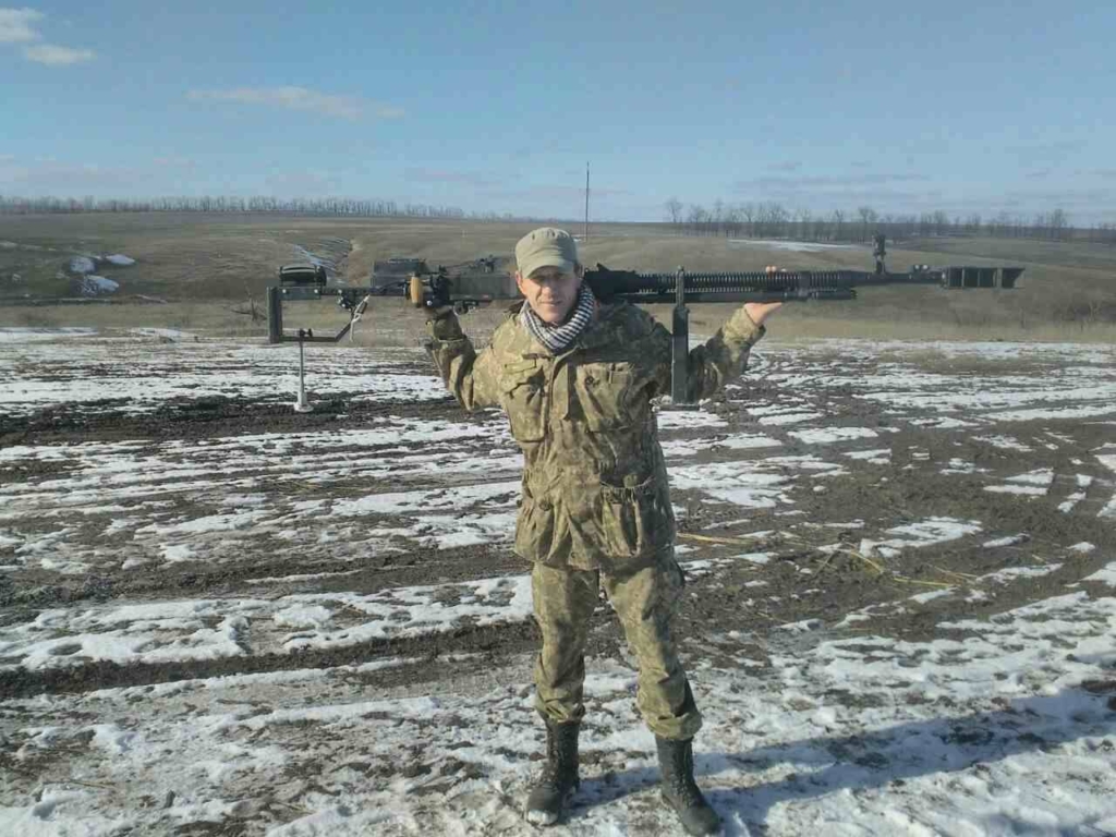У Франківську проведуть в останню путь захисника Віктора Чернова - загинув у боях на Луганщині 2