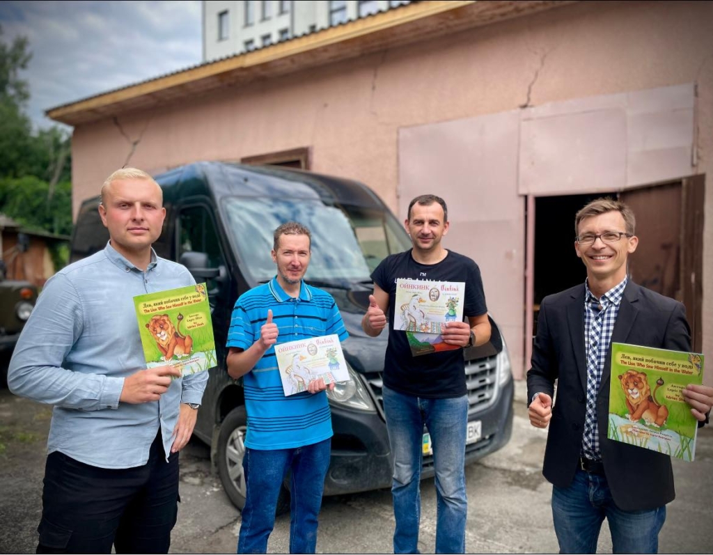 З Польщі до Франківська передали 16 000 книжок для дітей 1
