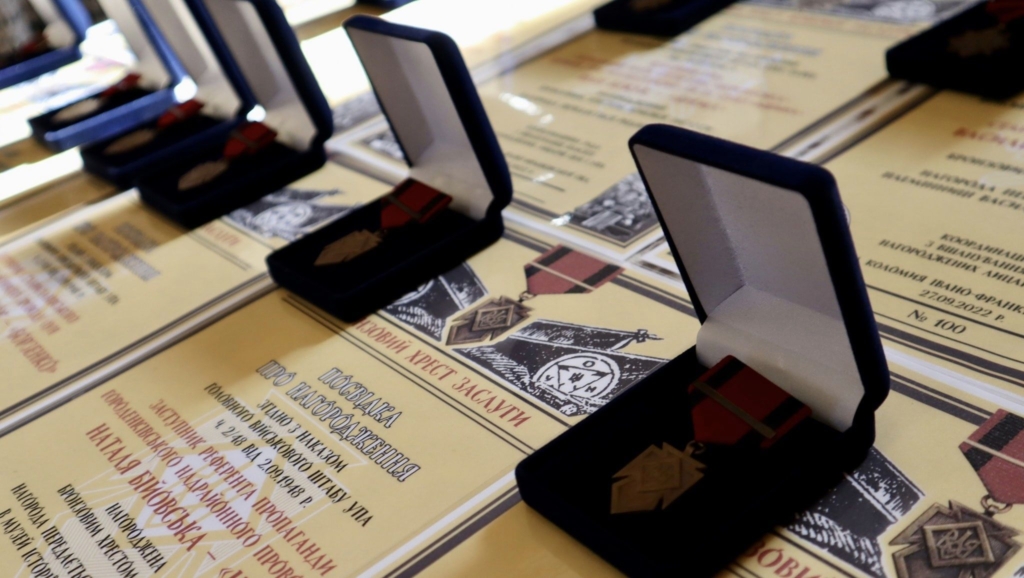 Хрести Заслуги: у Коломиї родинам вояків УПА вручили нагороди повстанців 2
