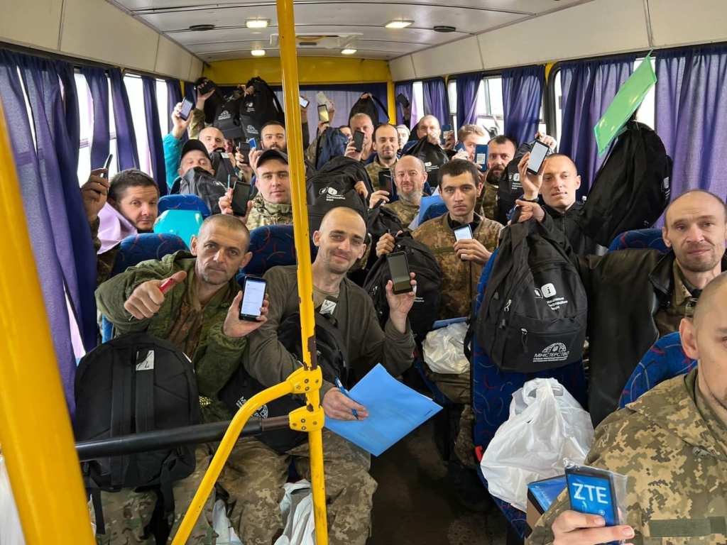 Україна провела обмін полоненими: вдалося звільнити 32 воїнів 1