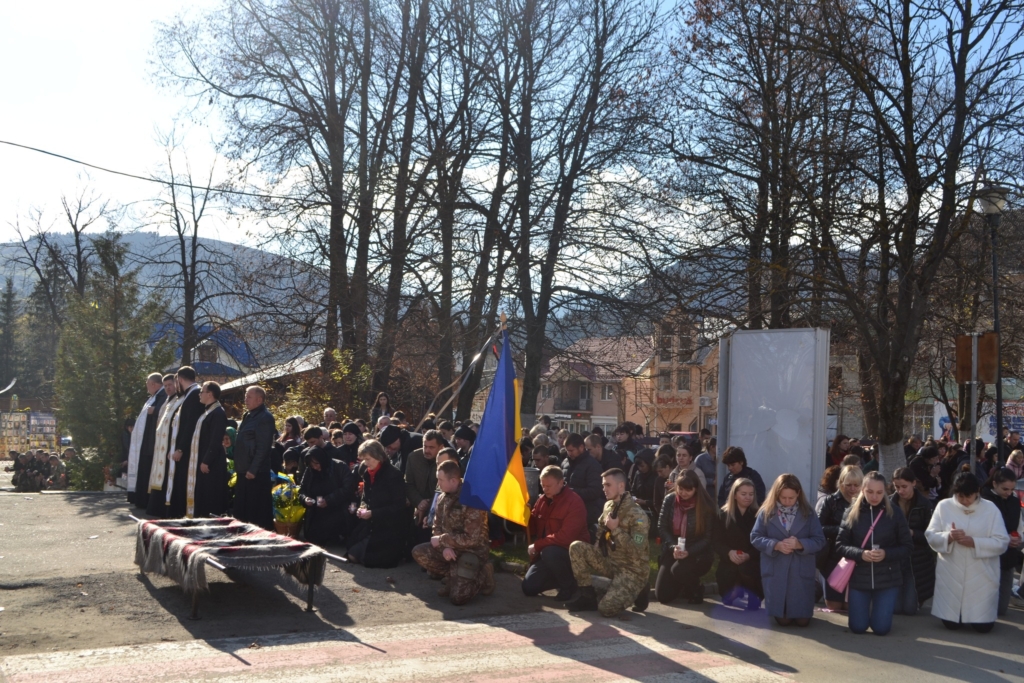 У Верховині попрощалися з захисником Іваном Прокоп'юком 2