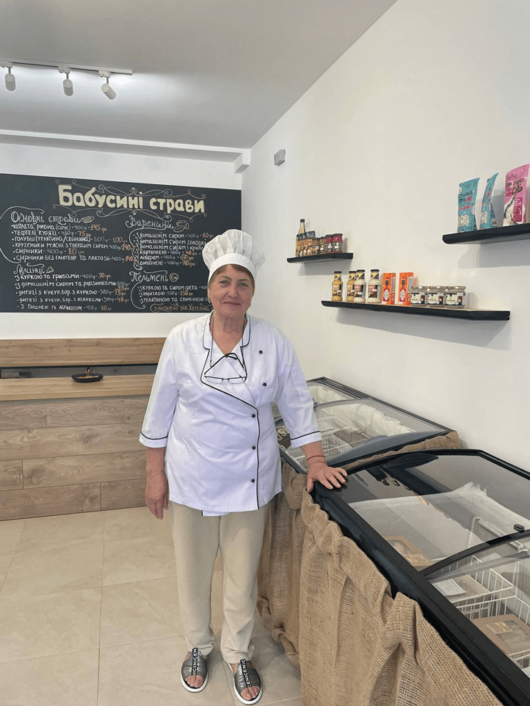 Бабусині страви: кухарка-переселенка відкрила родинну крамницю у Франківську 2