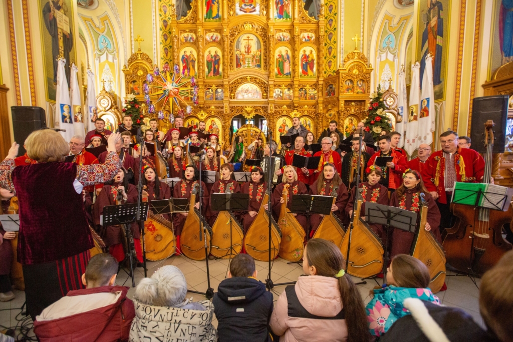 У Франківську гала-концертом завершився Міжнародний фестиваль "Коляда на Майзлях" 3