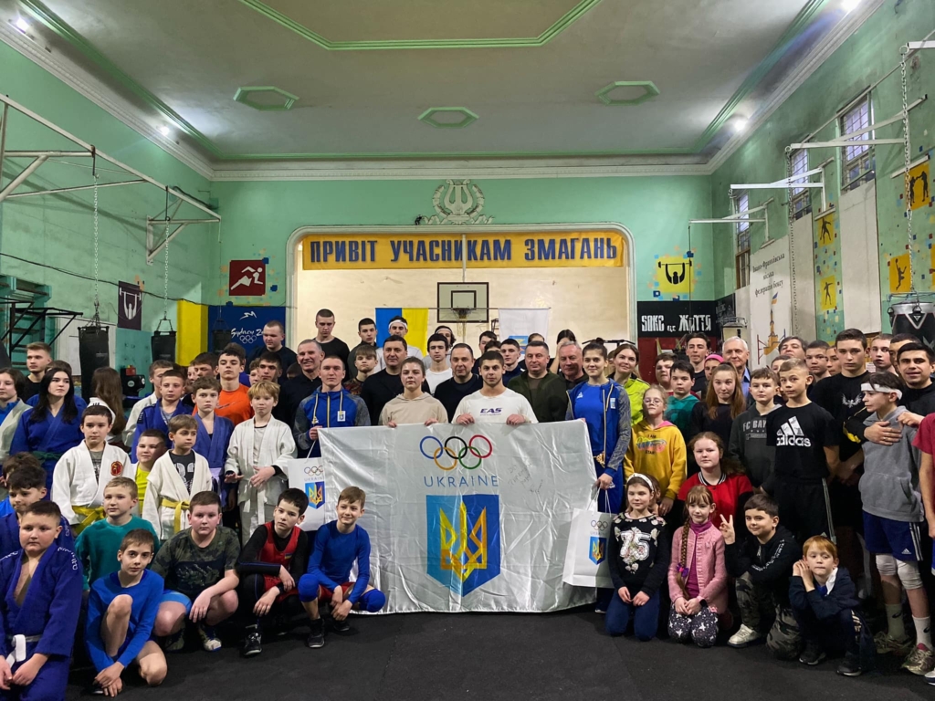 Президент Національного олімпійського комітету вручив нагороду франківці Агнесі Нагрудній 1