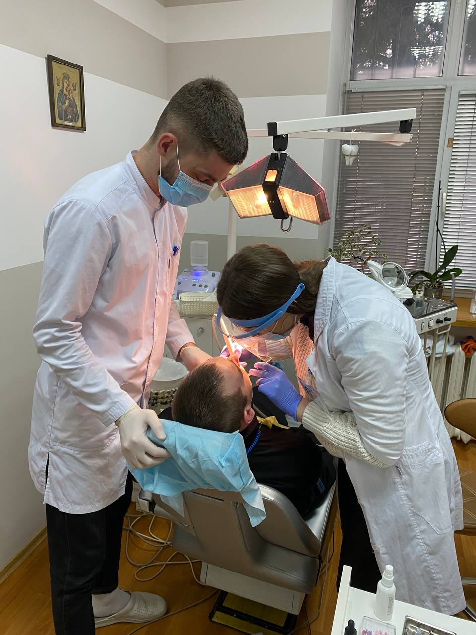 У Франківську активним донорам безоплатно лікують зуби 1