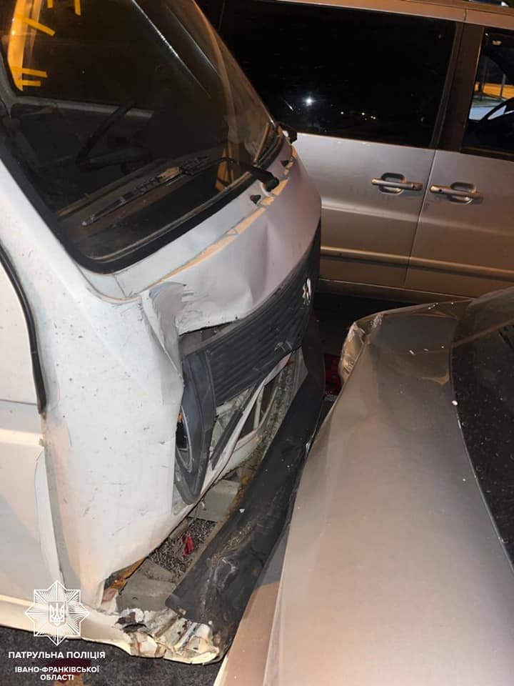Нетверезий водій, що вчинив ДТП з п'ятьма авто на Калуській трасі, причетний до ще однієї аварії 2