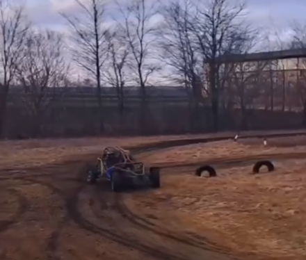 Прикарпатець створив двомісний багі для захисників 1