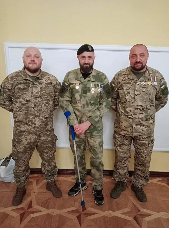 За оборону Києва нагородили ще двох муніципальних інспекторів Франківська 2