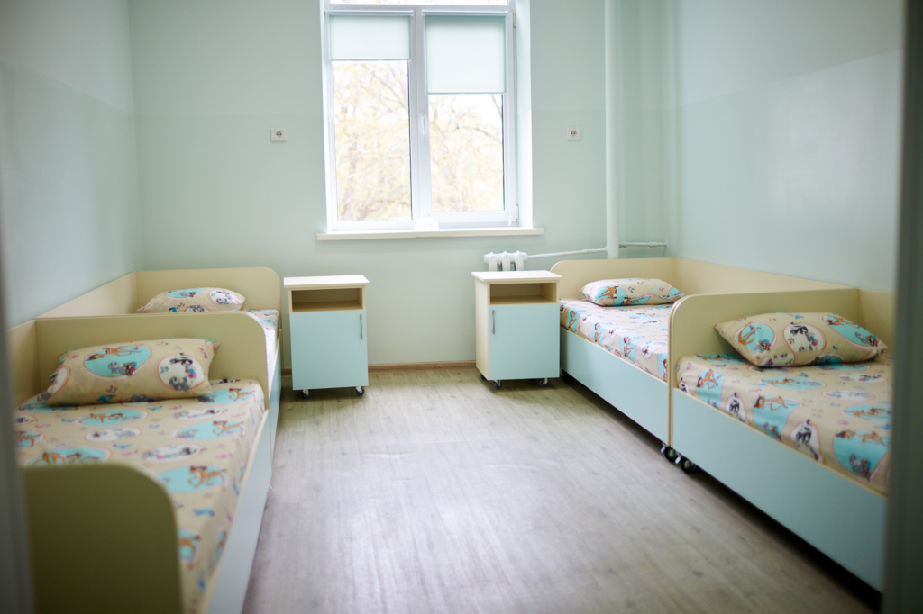 Франківська міська дитяча лікарня власним коштом відремонтувала чотири палати 2
